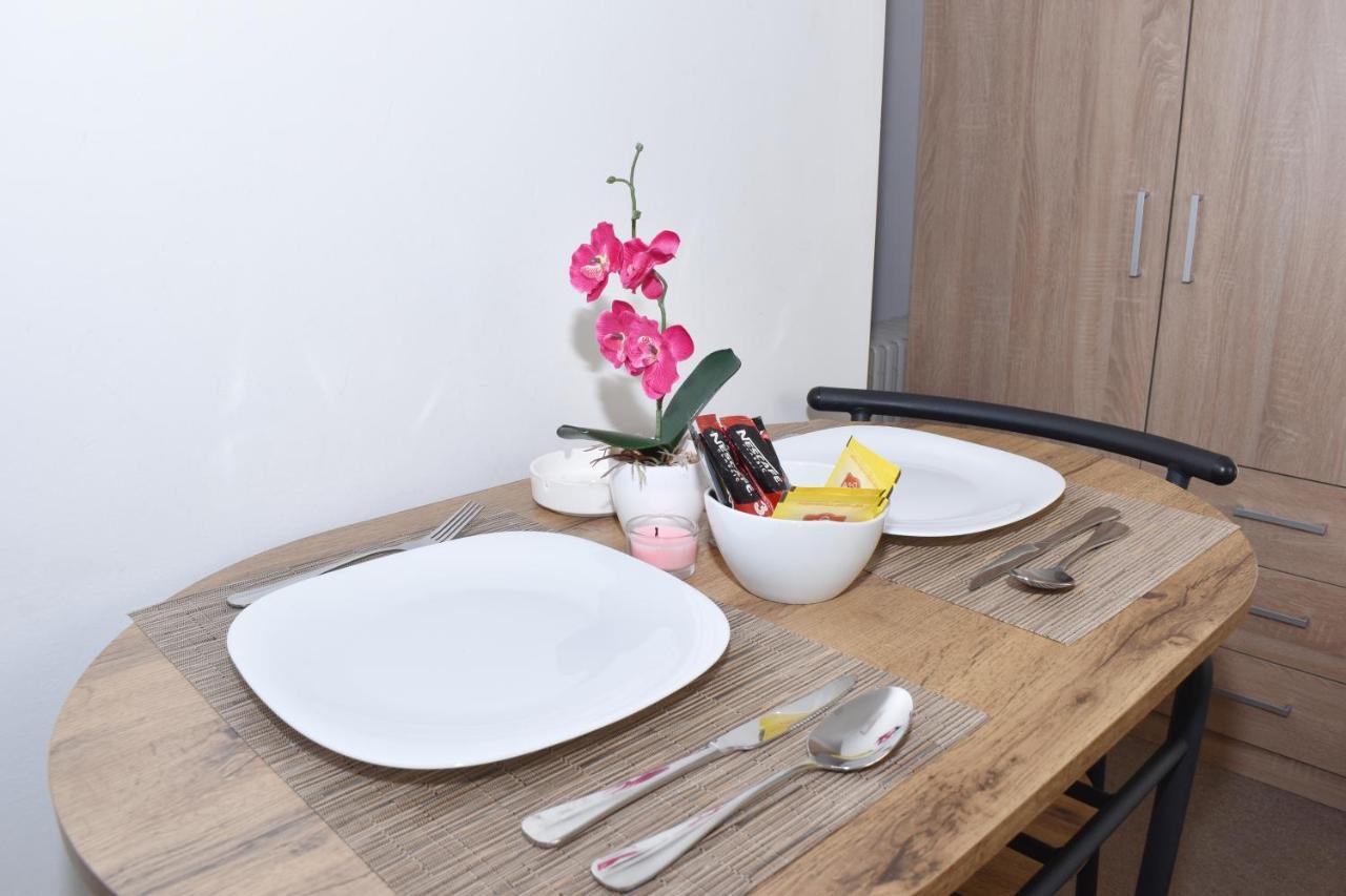 Apartman Ippon Требине Екстериор снимка